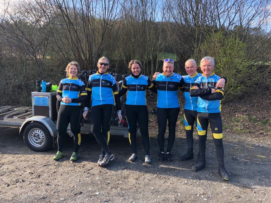 Teutoburger Wald op de racefiets. Prachtige dag met 6 m/v op de racefiets en 10 op de MTB. Samen geluncht bij Malepartus👍👍